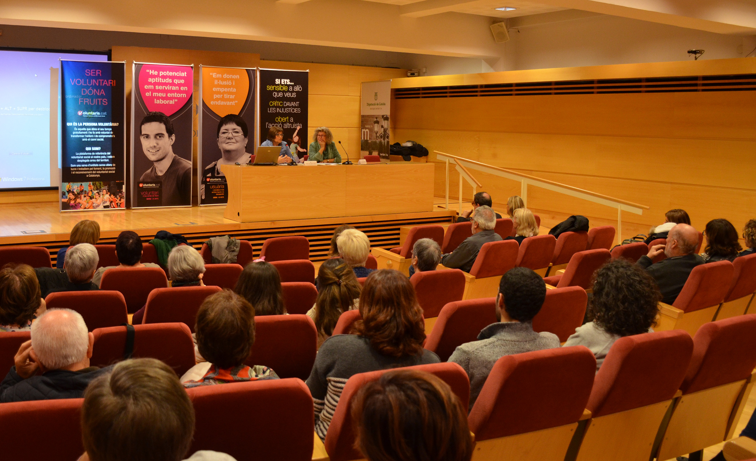 El Centre Cultural acollirà a partir de dilluns l’exposició ‘Ser voluntari dóna fruits’