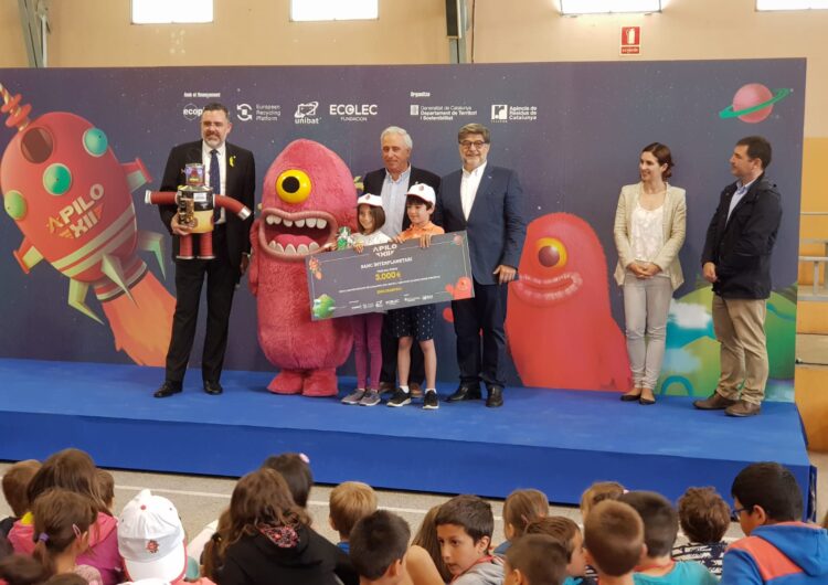 L’escola Marinada de Vilanova de Bellpuig guanya el 5è concurs Apilo XII de recollida de piles