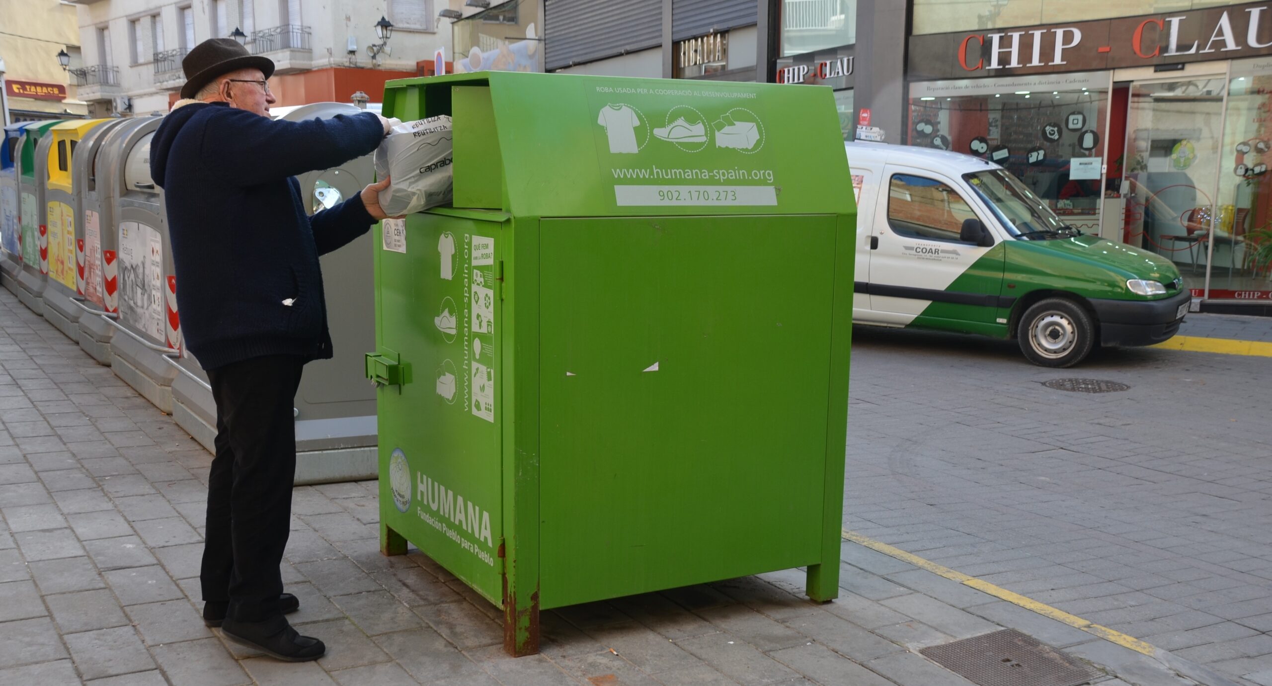 Mollerussa recicla 41 tones de tèxtil al 2016, xifra que suposa un 24% més que l’any anterior