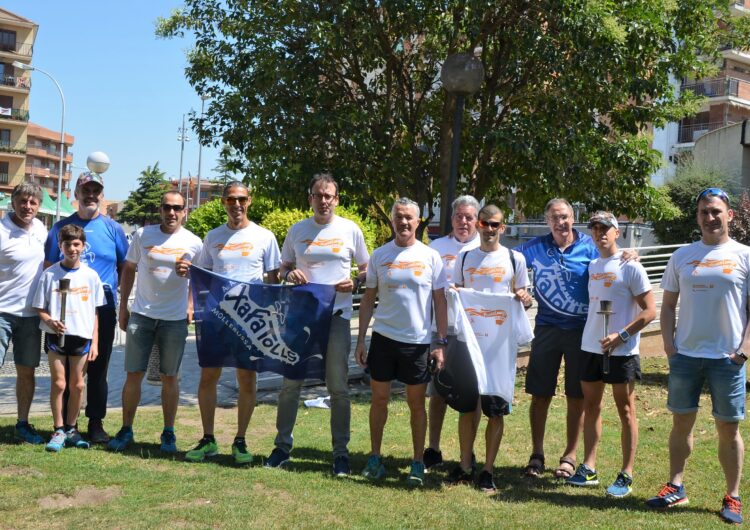 Una expedició dels Xafatolls surt de Mollerussa a buscar la Flama del Canigó  per celebrar Sant Joan