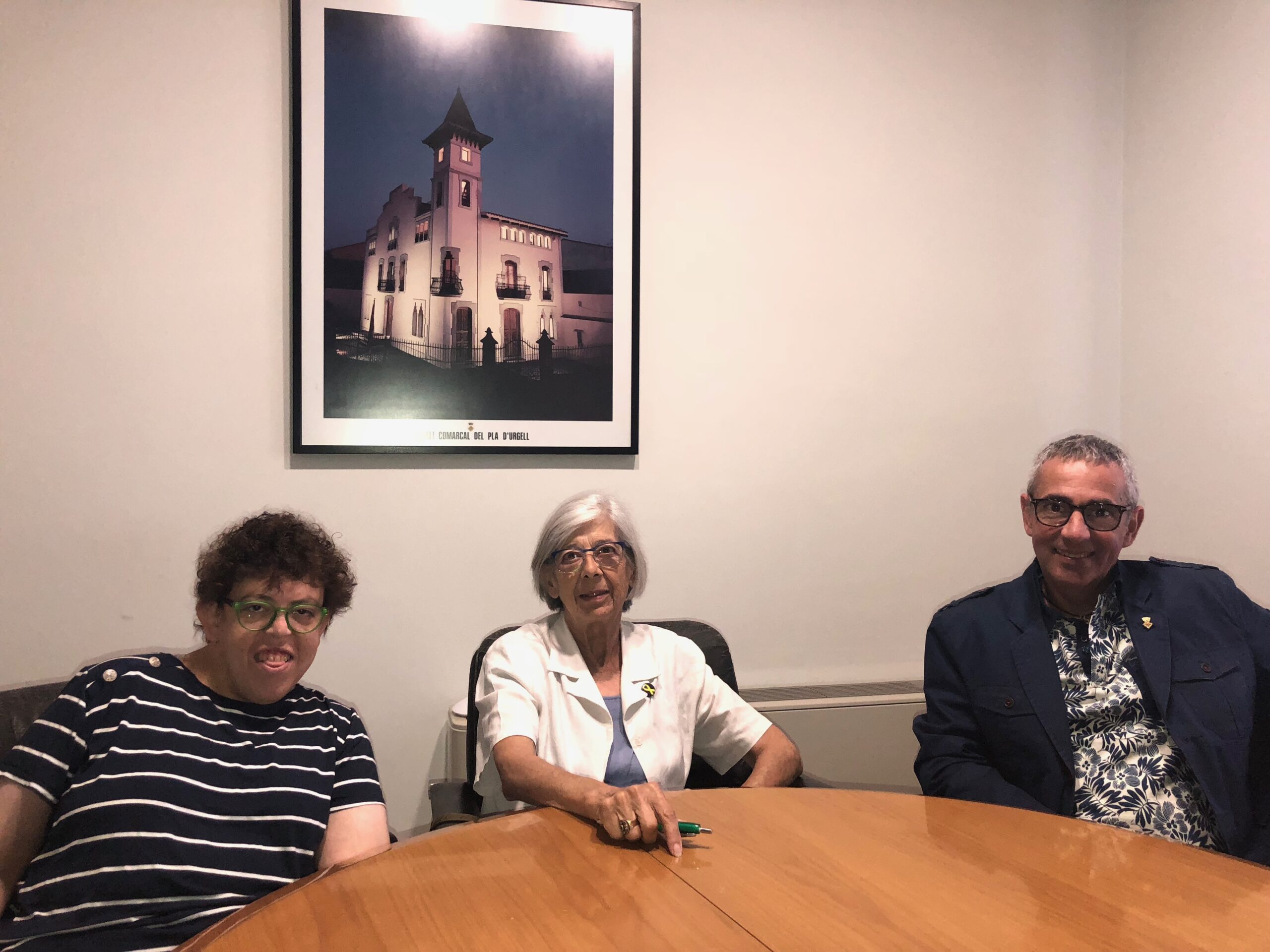 Fotografia reunió presidenta ACUDAM amb el president del Consell Comarcal del Pla d'Urgell