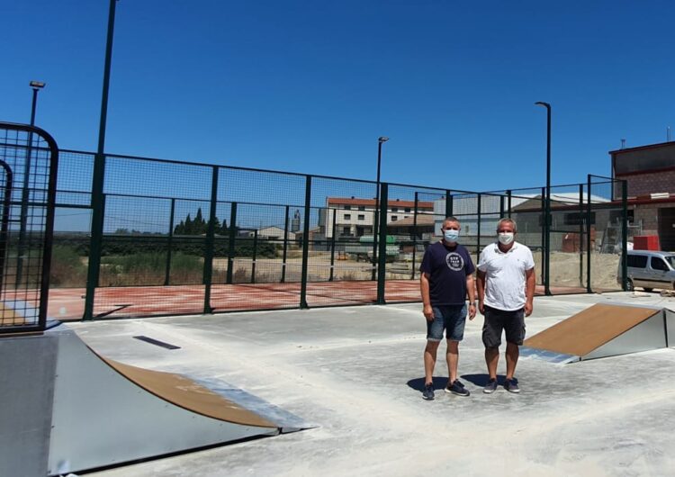 Vila-sana estrena una pista de pàdel i una d’skate