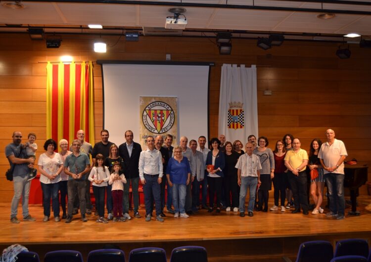 26 participants en el 1r Concurs Individual de Sardana Revessa de Mollerussa
