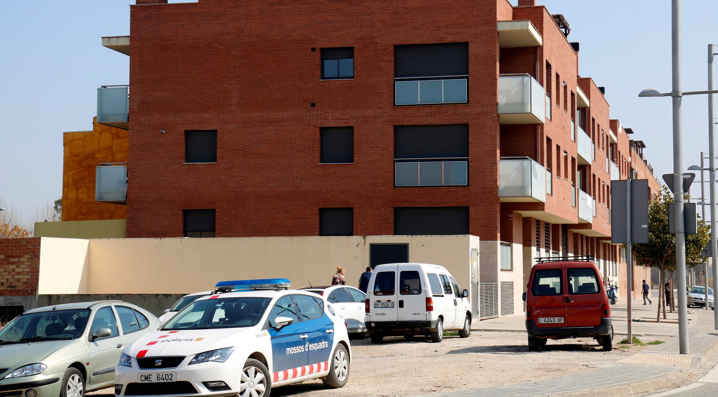 Els mossos investiguen una agressió al propietari d’un pis en un bloc okupat a Mollerussa