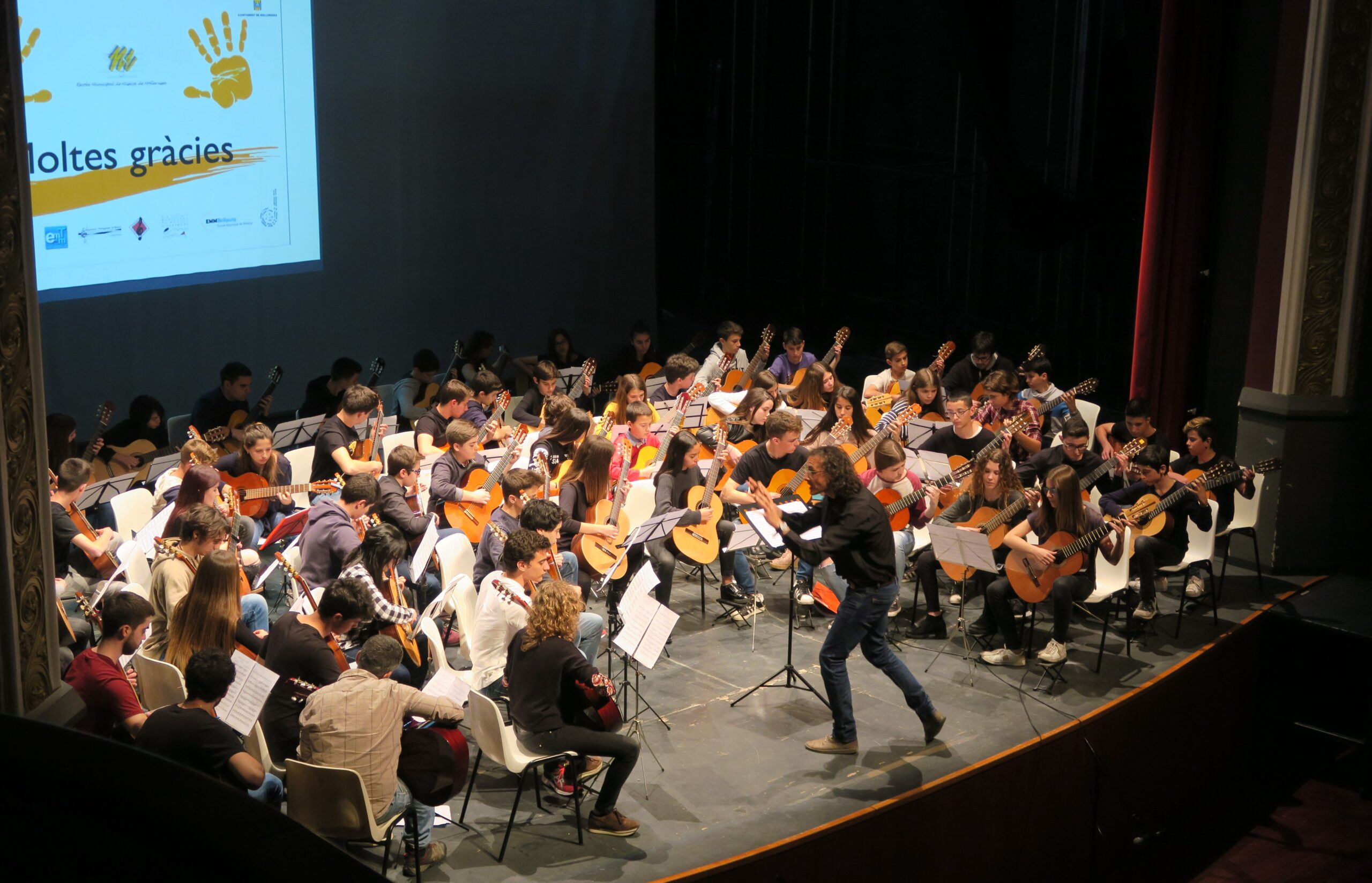 Beatles, Metallica o Ravel, en la XIII Trobada de Guitarristes amb 65 intèrprets de 8 escoles de Lleida