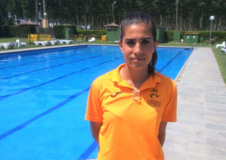 Una socorrista salva un nen de sis anys de morir ofegat en una piscina de Mollerussa