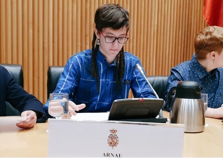 Un delegat del Consell de Participació Adolescent de Mollerussa parla sobre canvi climàtic al Congrés dels Diputats