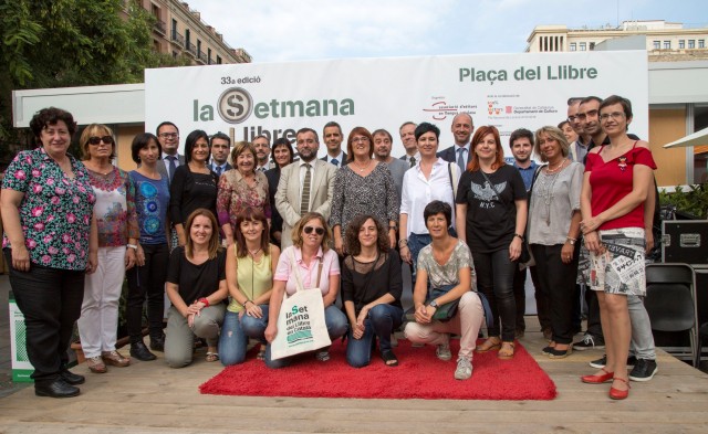 La biblioteca rep una ajuda per comprar material en el marc de la Setmana del Llibre de Barcelona