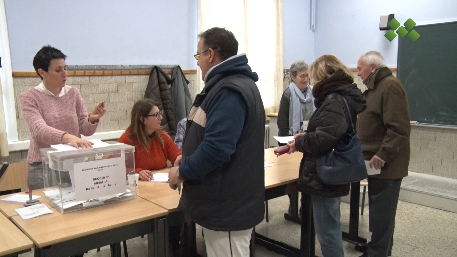 A Mollerussa, els col·legis electorals obren amb normalitat i sense incidents a les 9 del matí