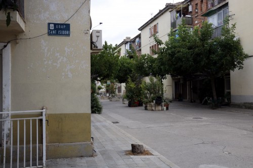 Mollerussa obre el procés per desallotjar 14 pisos del Grup Sant Isidori per garantir la seguretat