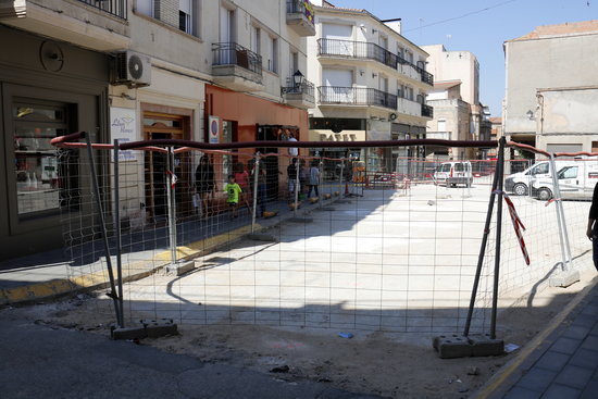 L’associació de comerciants de Mollerussa clarifica que les obres del centre els ”afecten en diferent mesura”