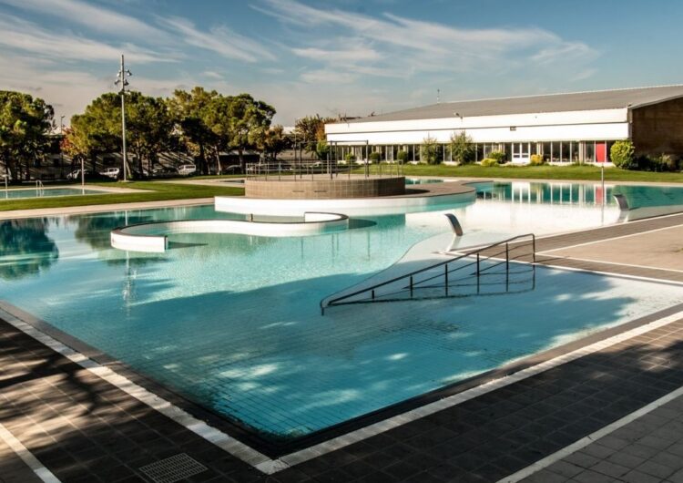 Socorristes salven una nena de 6 anys d’ofegar-se a les piscines municipals de Mollerussa