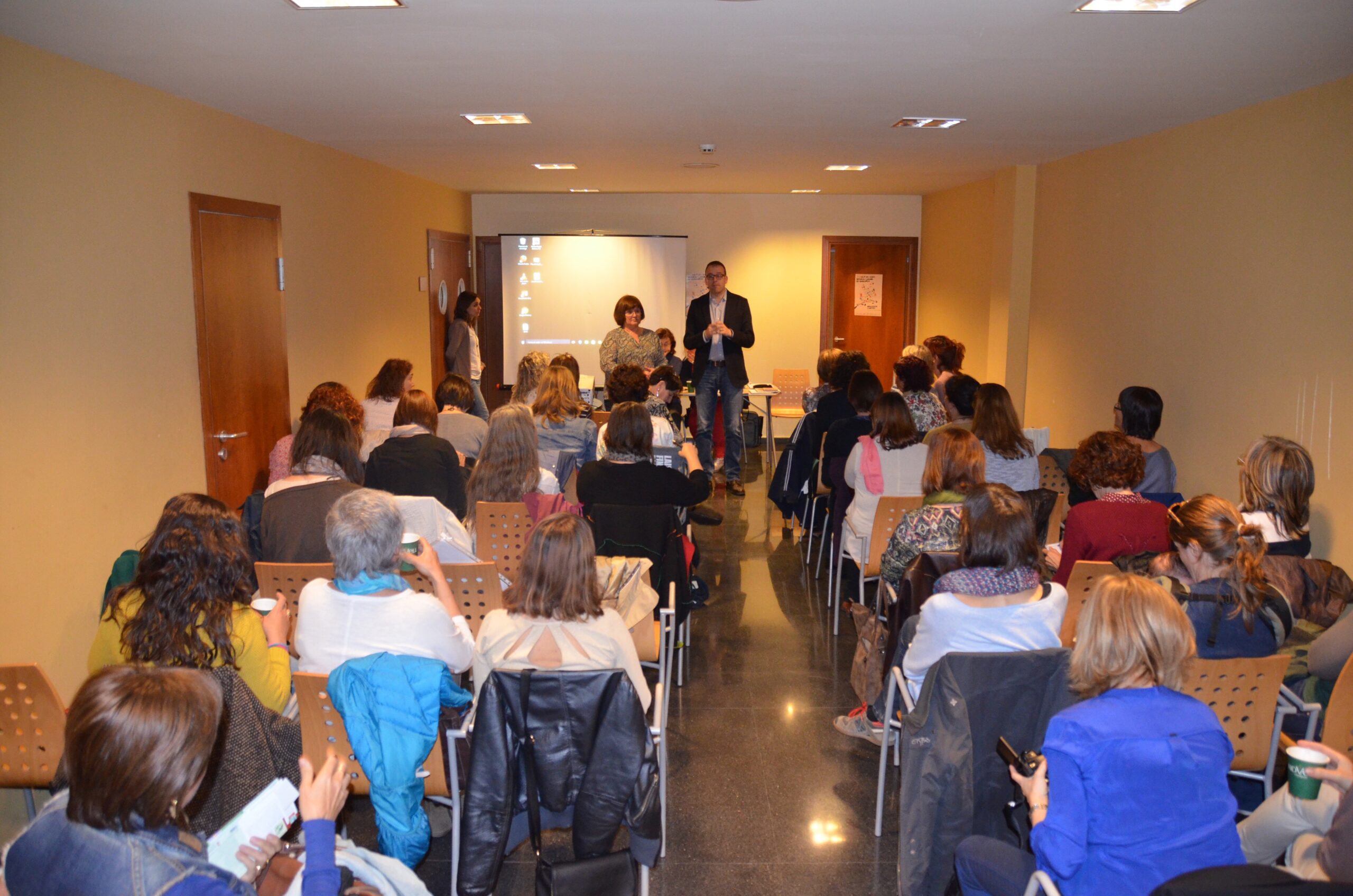 El Saló del Llibre acull una trobada d’intercanvi d’experiències entre 45 biblioteques de Catalunya