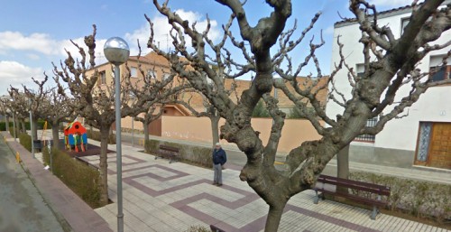 El Palau d’Anglesola instal.la una tanca en tot el perímetre de la plaça 1 d‘octubre de 2017