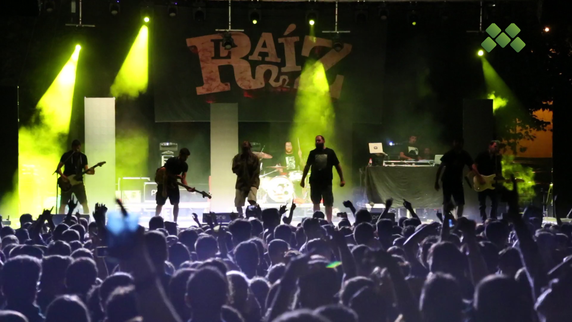Gairebé 2.500 persones al concert de La Raíz a Torregrossa