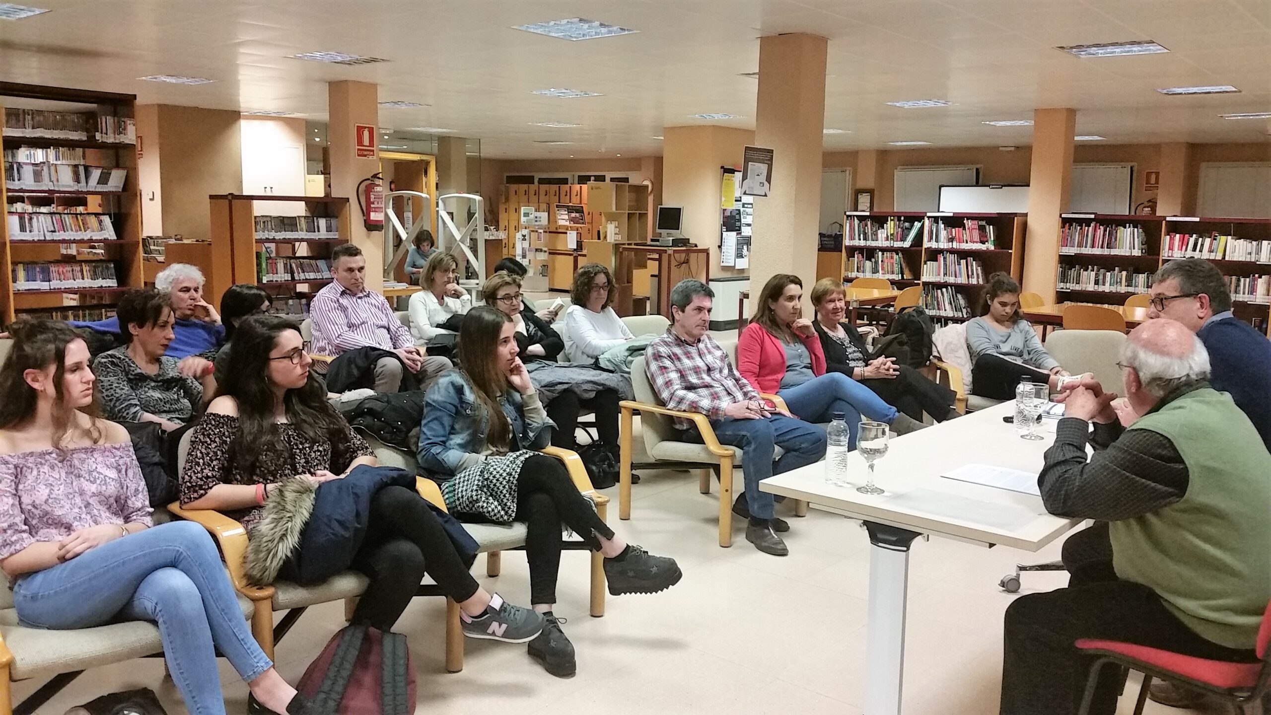 La Biblioteca Comarcal Jaume Vila presenta ‘Tres nits’ de Ramon Xuriguera