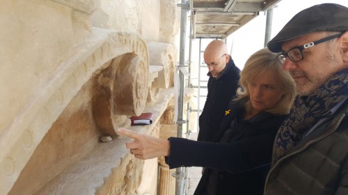 Recta final a les obres de millora del Pòrtic de Santa Maria de Linyola