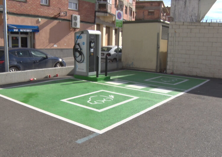 Almenys 67 persones utilitzen l’estació de vehicles elèctrics de Mollerussa en tres mesos de funcionament