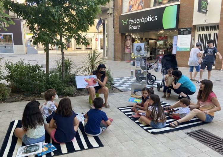 Eva Baltasar presenta ‘Boulder’ a la biblioteca de Mollerussa