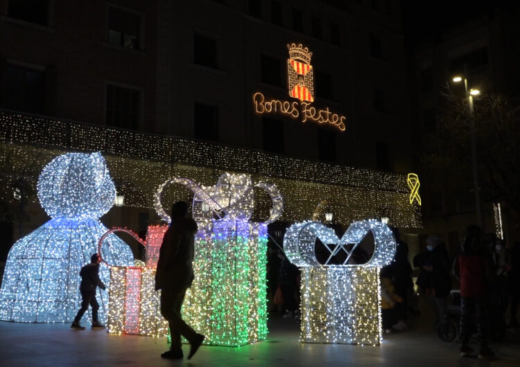 Mollerussa apropa el Nadal amb l’encesa de l’enllumenat