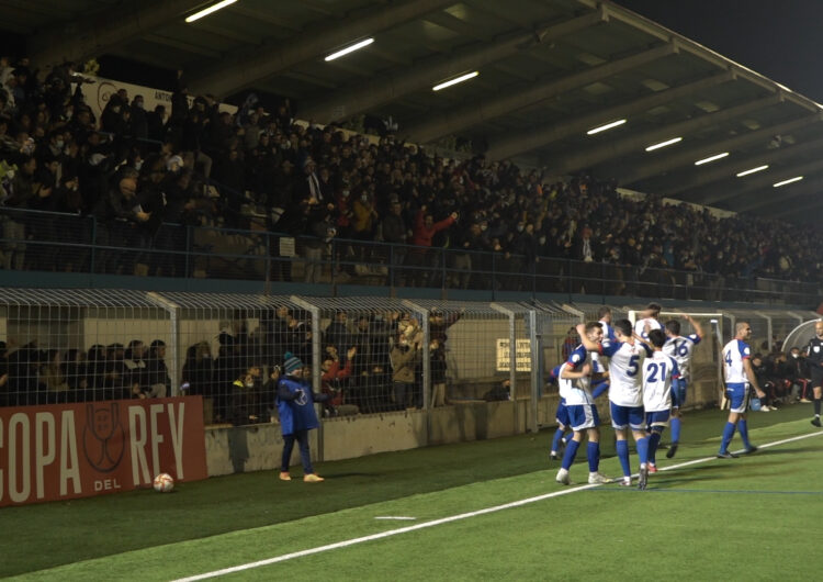 Festa històrica del CFJ Mollerussa amb 4.500 aficionats malgrat caure eliminat a la Copa