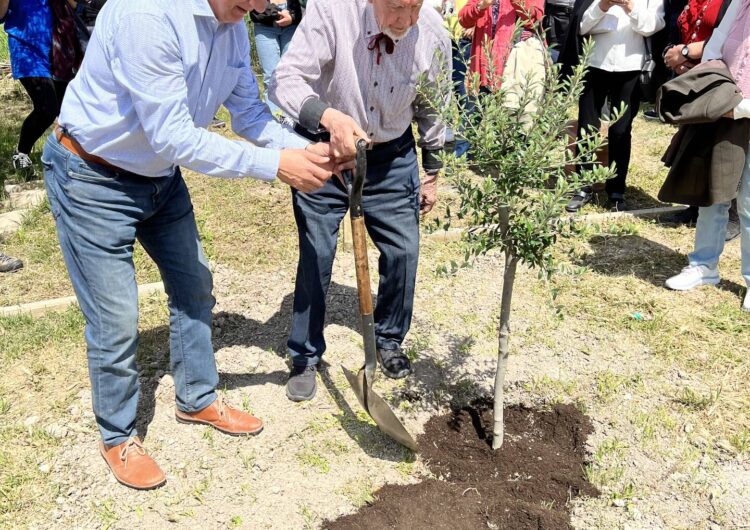 Hort Poètic de Bellvís amb la presència de Josep Vallverdú