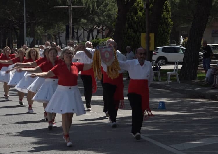 Mollerussa recupera el Concurs de Colles Sardanistes amb una desena de grups i estrenant nova ubicació