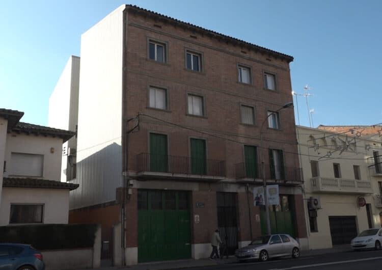 L’Ajuntament de Mollerussa rep en donació un edifici de sis pisos que destinarà a l’ús de joves estudiants