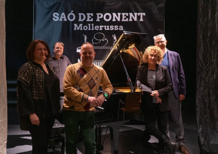 Saó de ponent presenta els guanyadors del 2021 i 2022 amb l’experiència ‘Teatre i Premsa’
