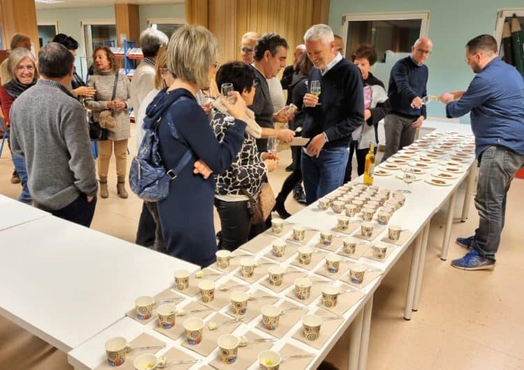 El sommelier Xavier Ayala enceta el cicle ‘Lletres i Vins’ amb un taller d’iniciació al món del maridatge