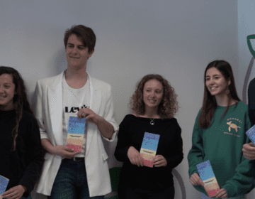 Tres joves de Mollerussa impulsen el projecte ‘Maricón’ per combatre la LGBTI-fòbia