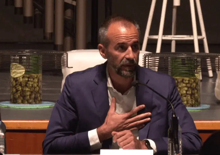 Robert Brufau reivindica cultura i memòria en el pregó de les Festes de Sant Isidori