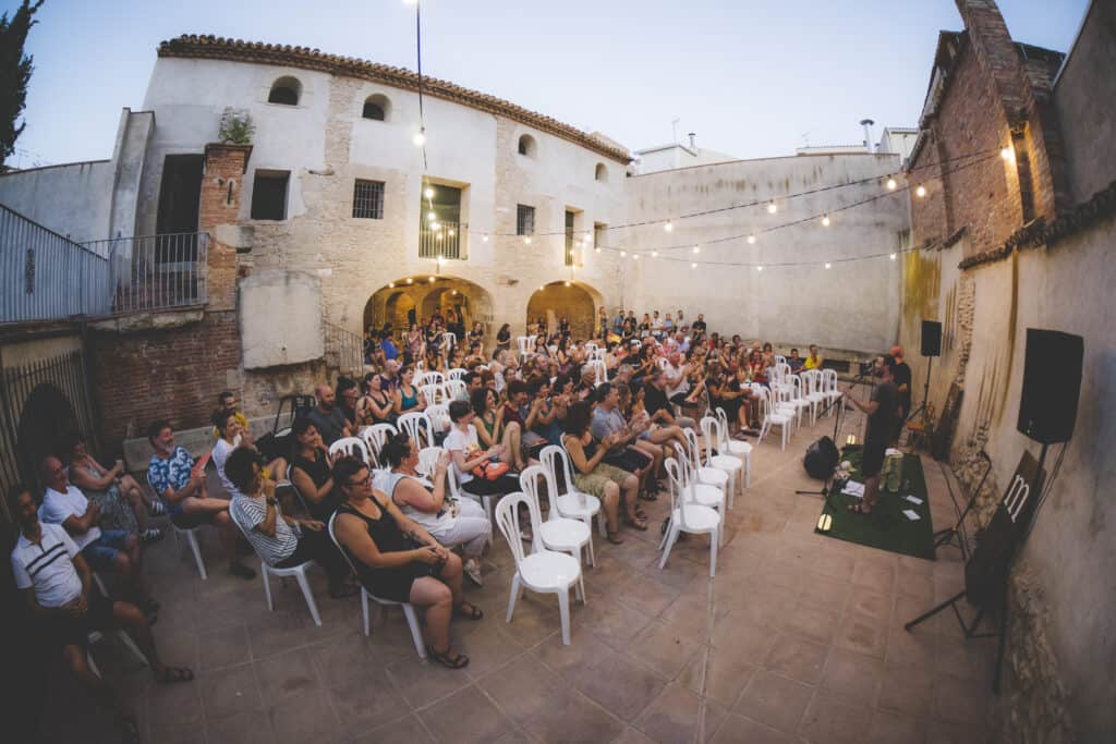 Un moment de l'espectacle 'Els homes que parlen sols' | Foto de PepMarco