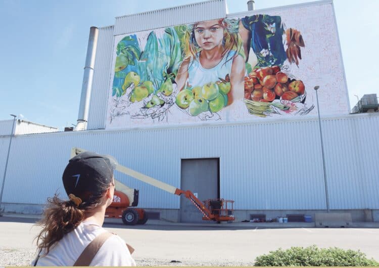 Un mural de Lily Brick commemora els 50 anys de Nufri 