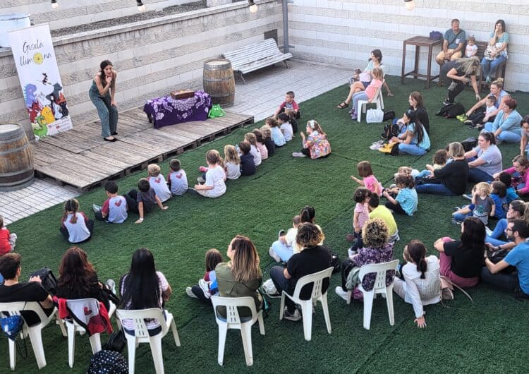 La biblioteca explora l’univers Espinàs a través del projecte ‘Balla’m un llibre’