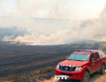 Els Bombers tanquen el cap de setmana amb prop de 100 avisos per incendis de vegetació i unes 800 hectàrees afectades