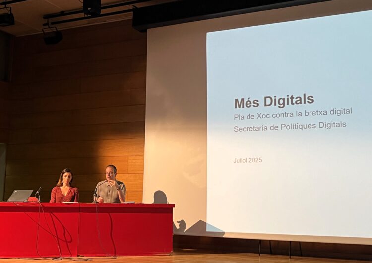 Mollerussa dona la benvinguda a la jornada “Més digitals”, amb cursos gratuïts sobre l’ús d’Internet